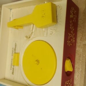 Fisher price vintage wind up record player, works great!